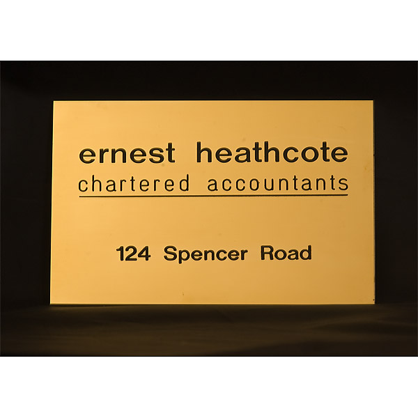 Engraved Plaques & Signs – Martin Dare Engraving